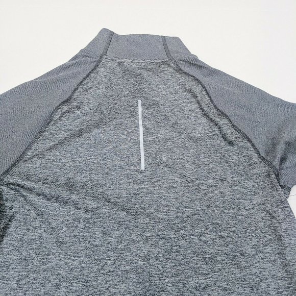 Nike Element 2.0 Dry Pullover Men's 1/4 Zip - Picture 3 of 12